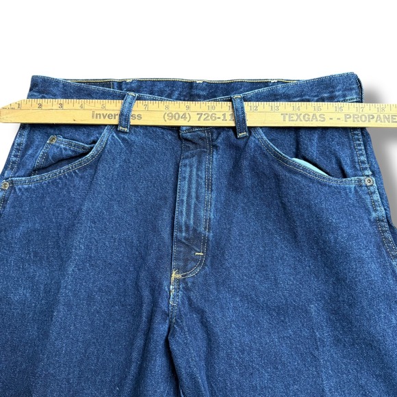 Wrangler Authentic Men's 34x30 Dark Wash Classic Fit Jeans Size - Picture 6 of 7